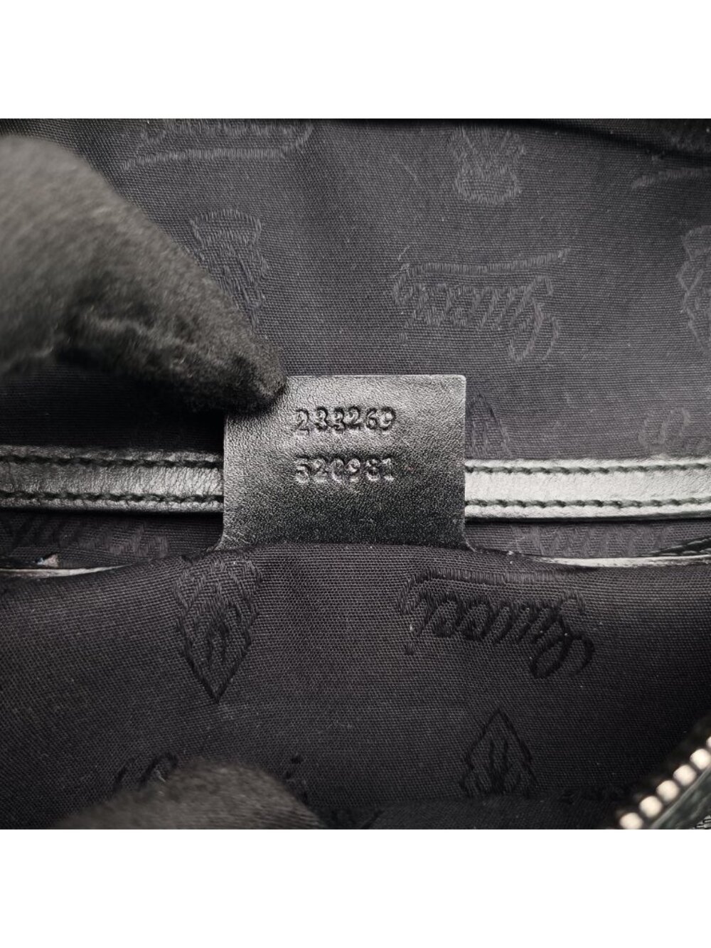 Gucci GG Supreme Black Handbag - Picture 11 of 16